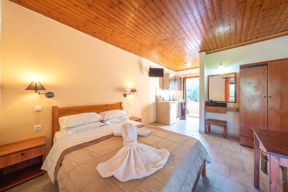 Mimosa Apartments With Pool Paleokastritsa Bagian luar foto
